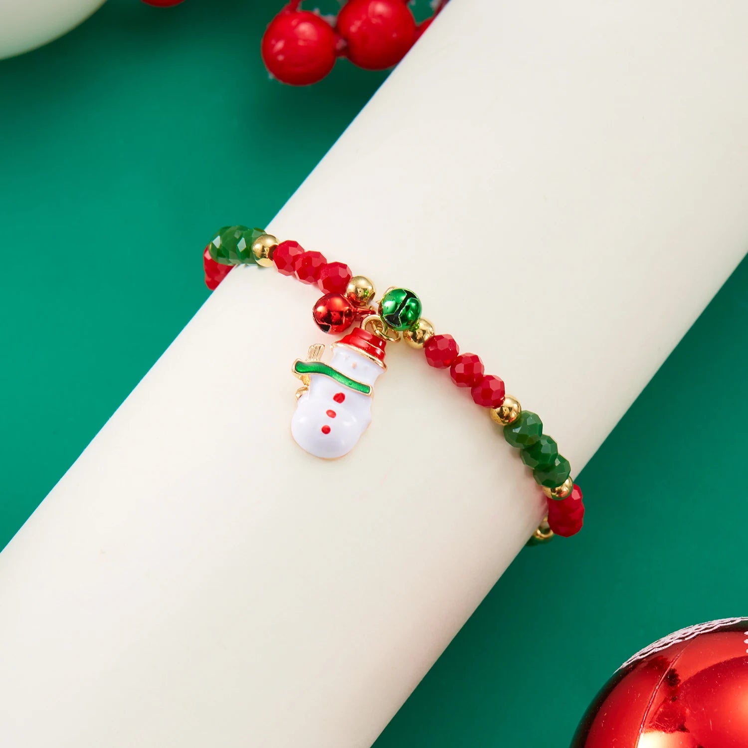 Trendy Small Crystal Bead Xmas Bracelet for Women Men Fashion Handmade Christmas Tree Snowman Elastic Bracelet Jewelry Gifts